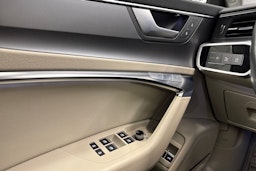 Ruskea (beige) Audi A7 2021 kuva 19.