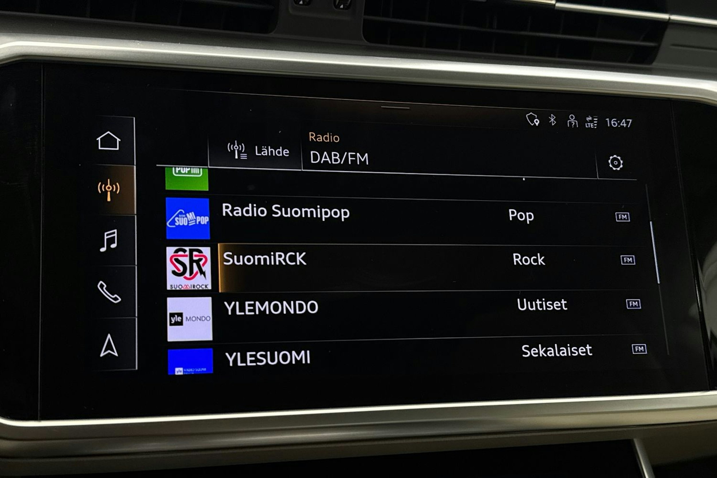 Ruskea (beige) Audi A7 2021 kuva 26.