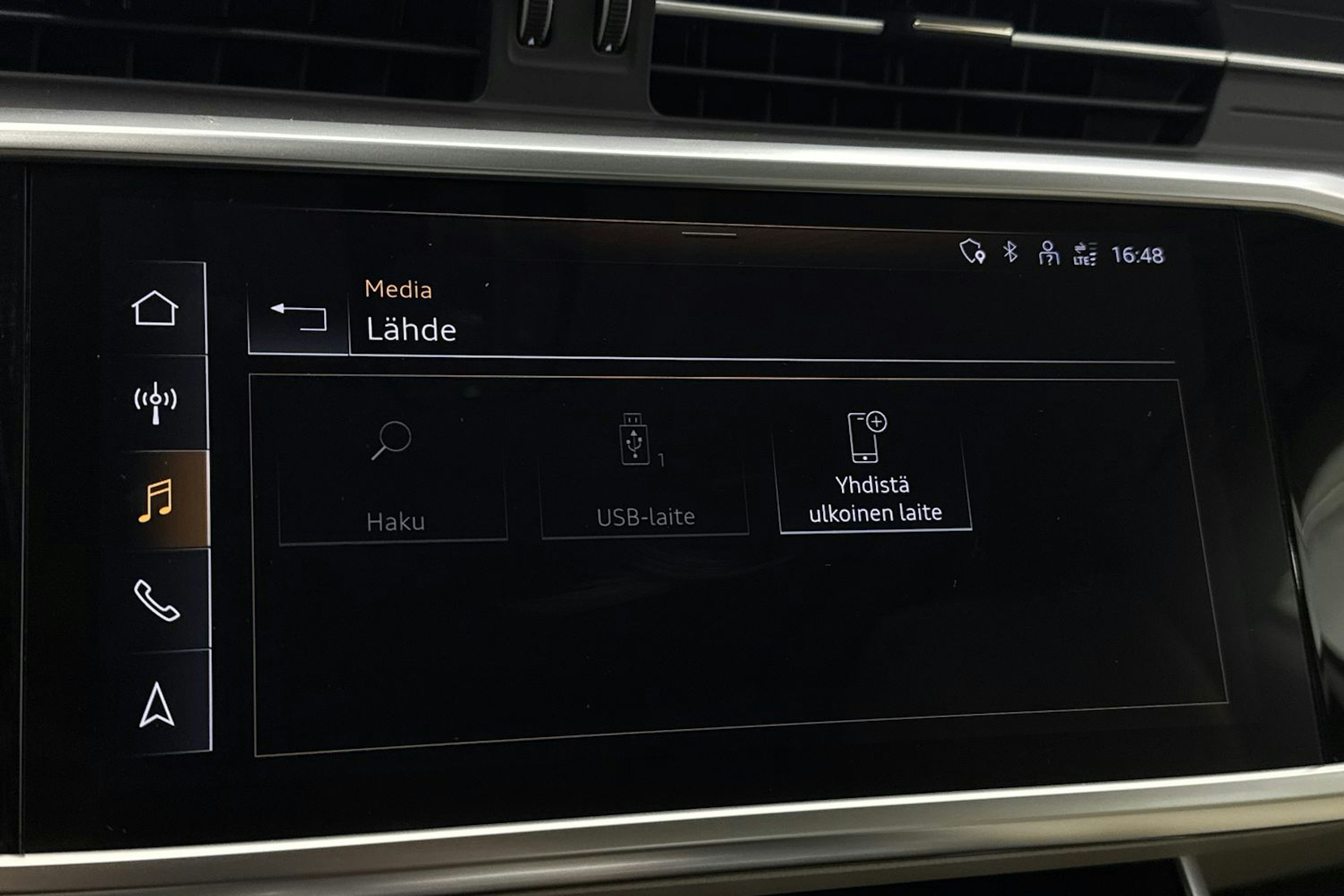 Ruskea (beige) Audi A7 2021 kuva 27.