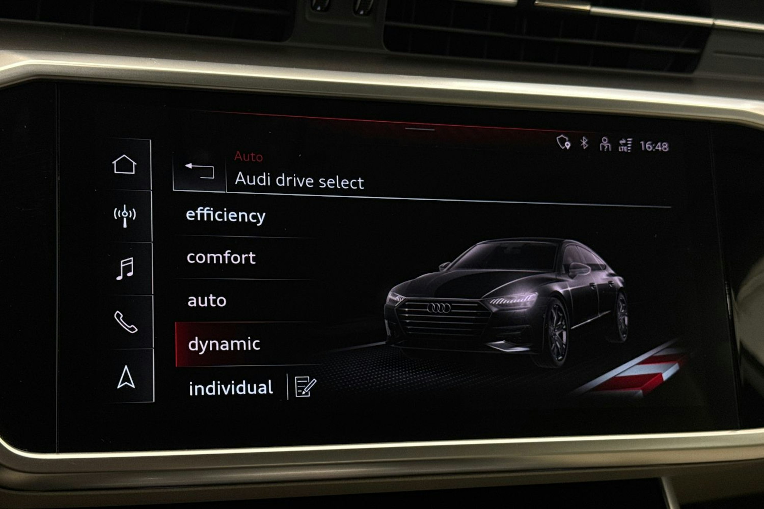 Ruskea (beige) Audi A7 2021 kuva 31.