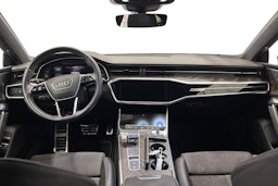 punainen Audi A7 2021 kuva 9.