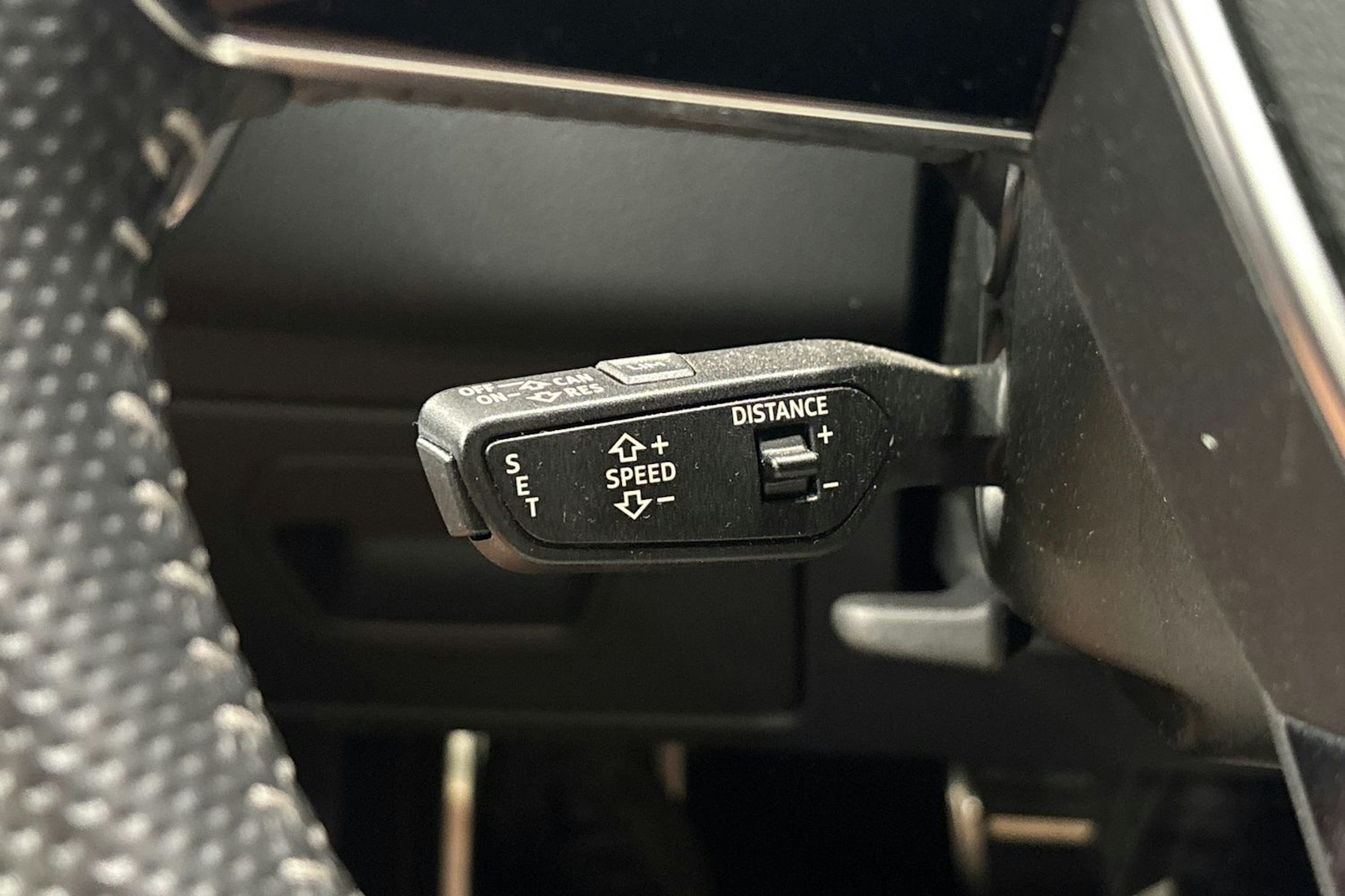 punainen Audi A7 2021 kuva 21.