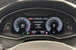 punainen Audi A7 2021 kuva 22.