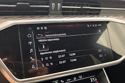 punainen Audi A7 2021 kuva 26.