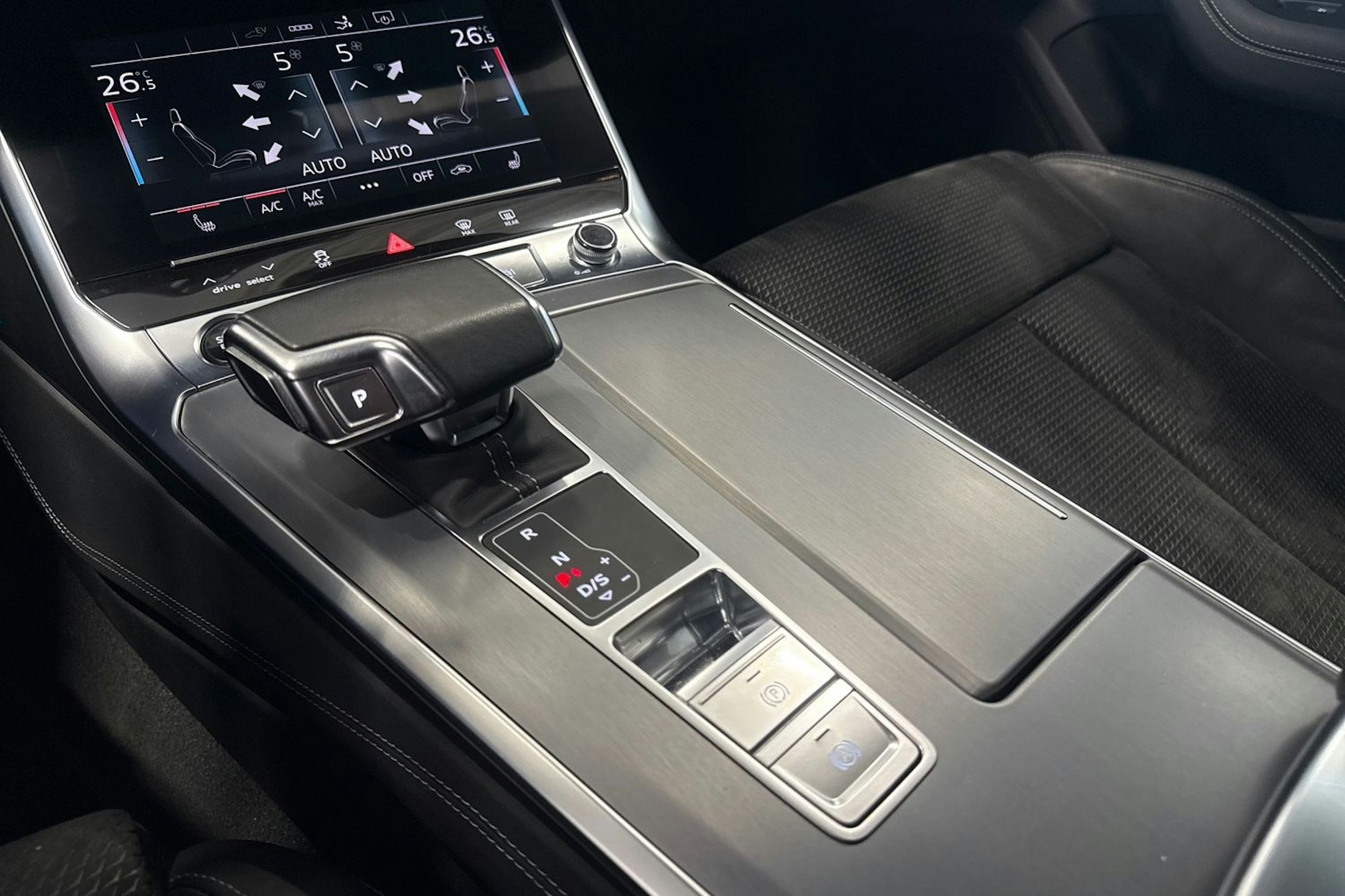 met. Musta Audi A7 2021 kuva 20.