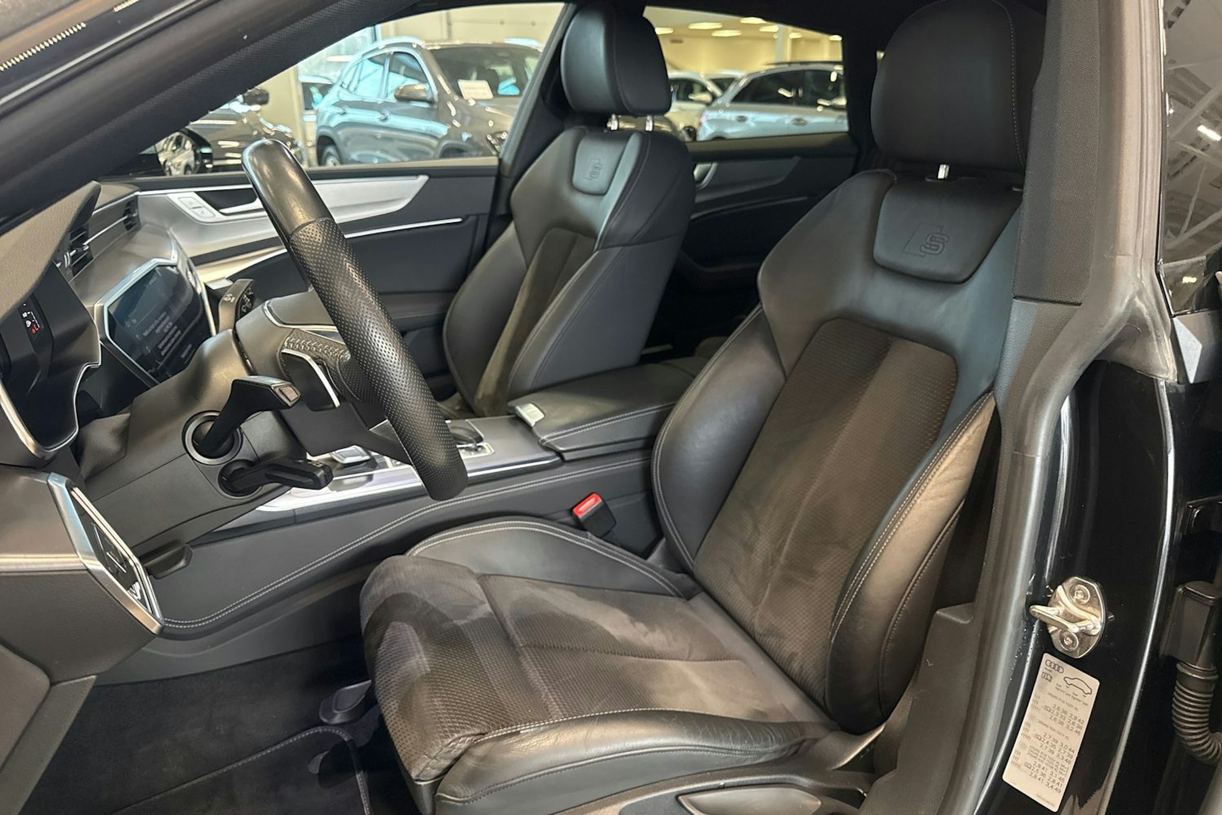 met. Musta Audi A7 2021 kuva 29.