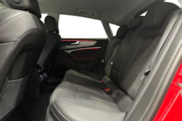 punainen Audi A7 2023 kuva 8.