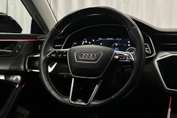 punainen Audi A7 2023 kuva 15.