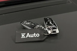 punainen Audi A7 2023 kuva 29.