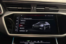 Sininen Audi A7 2023 kuva 28.