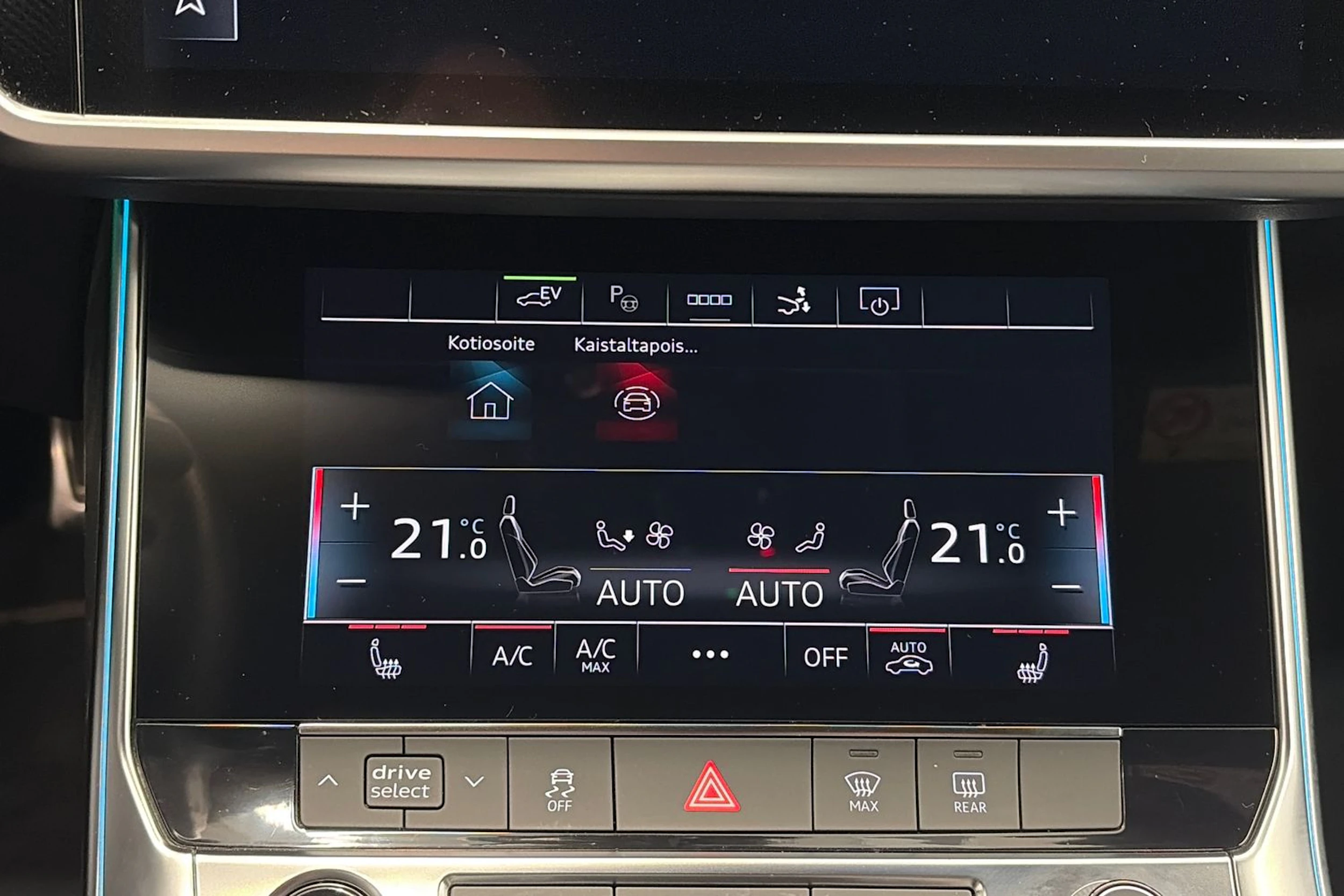 Sininen Audi A7 2023 kuva 30.