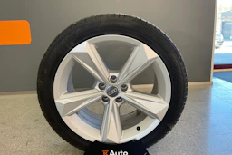 Harmaa Audi A7 2023 kuva 13.