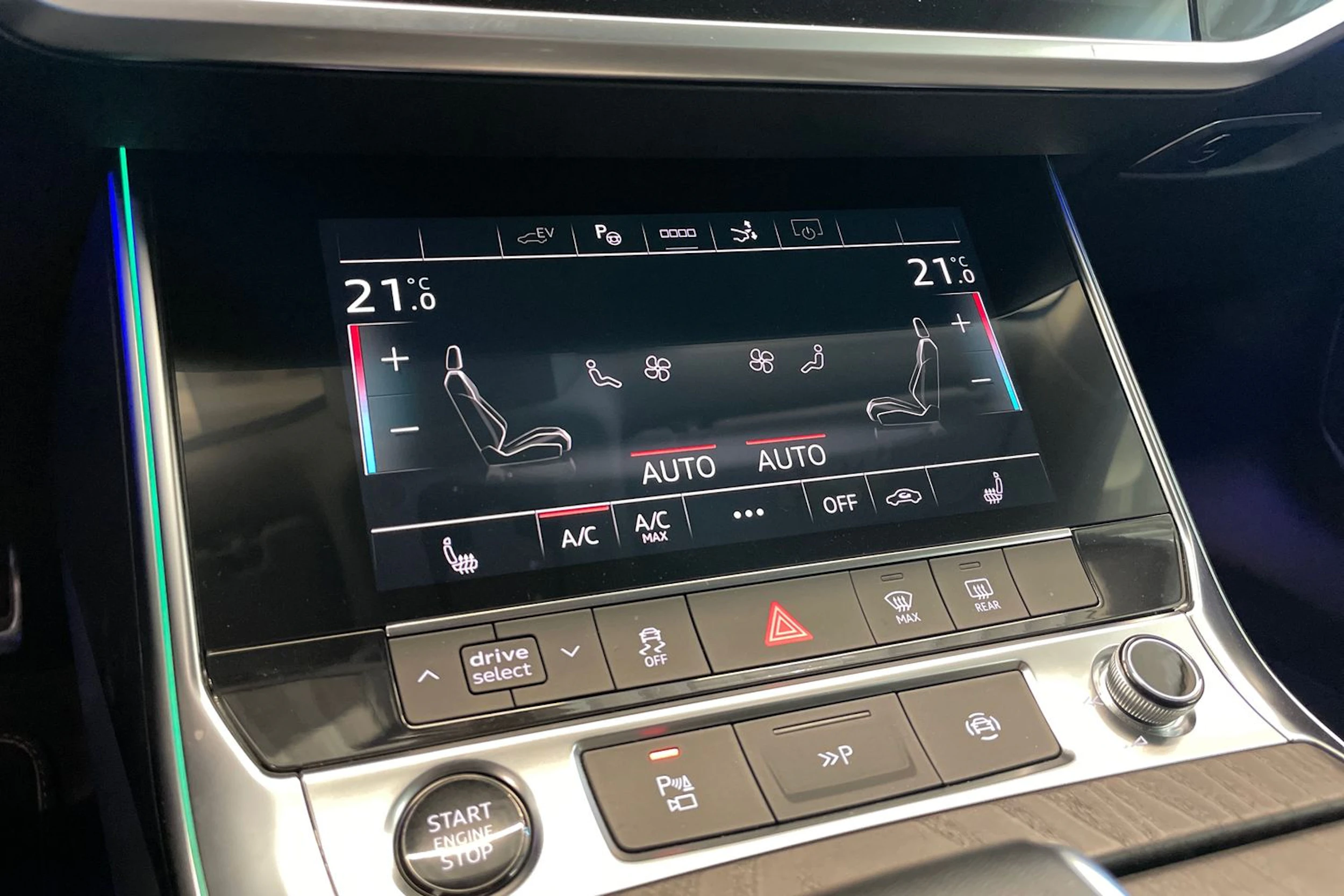 Harmaa Audi A7 2023 kuva 23.