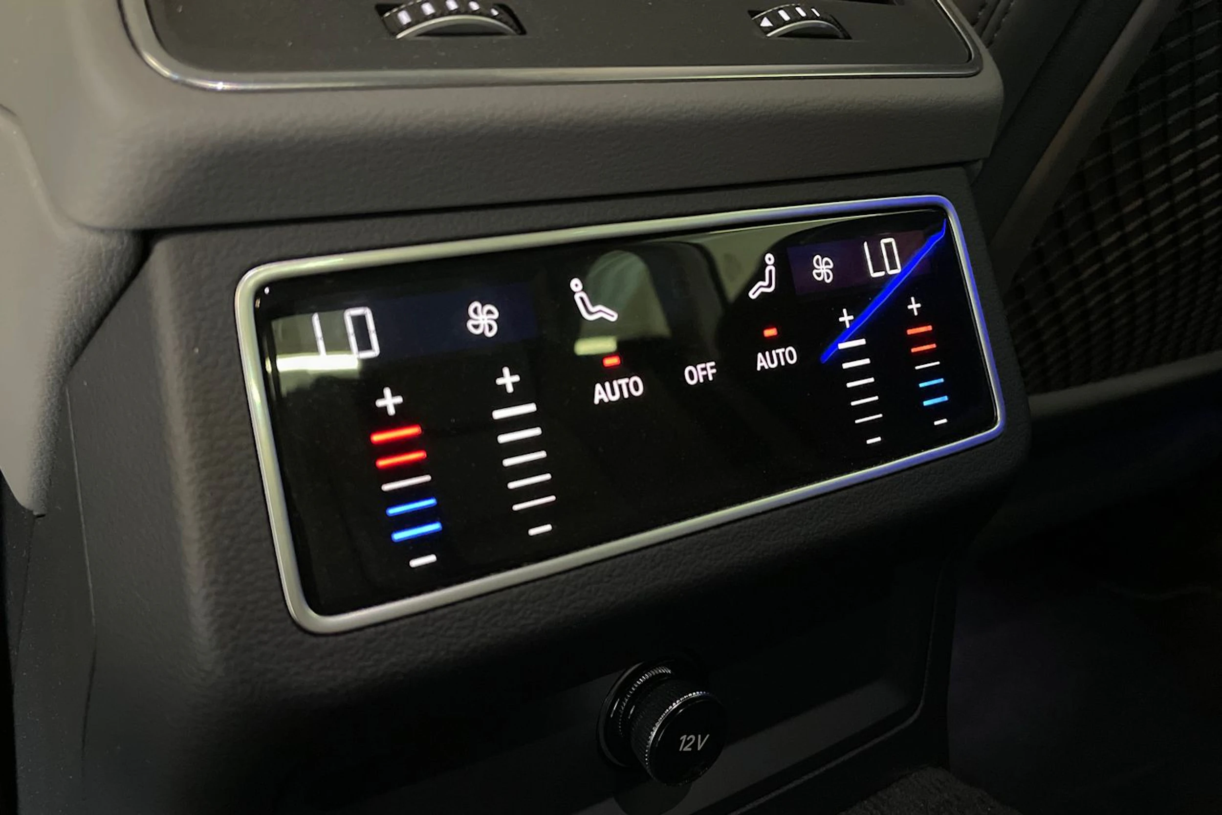 Harmaa Audi A7 2023 kuva 24.