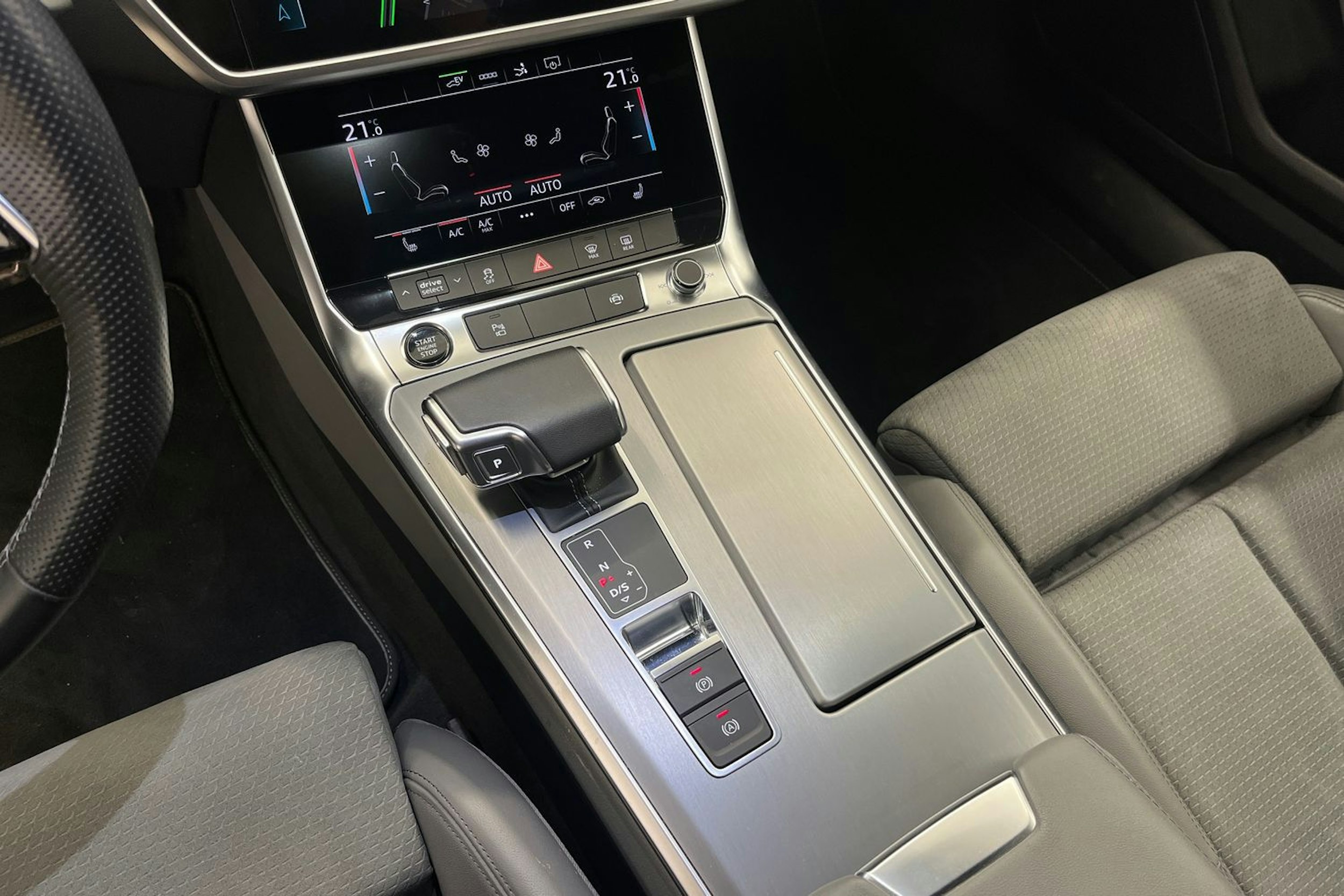 Sininen Audi A7 2023 kuva 19.