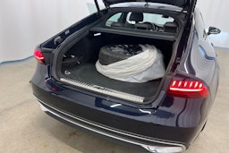 Sininen Audi A7 2023 kuva 21.