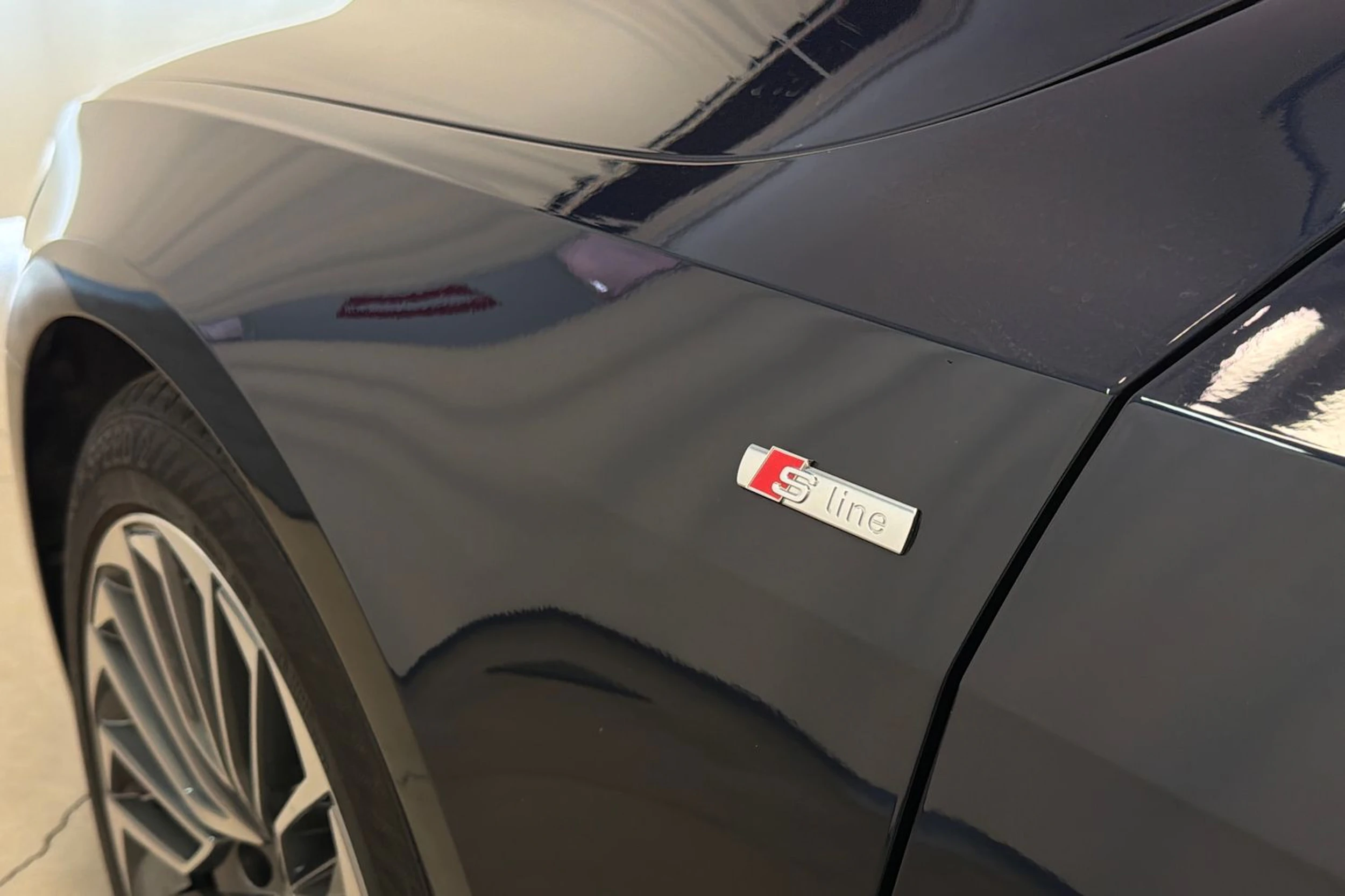 Sininen Audi A7 2023 kuva 31.