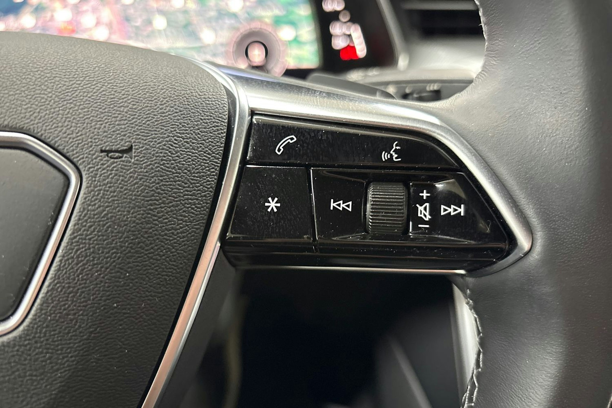 Harmaa Audi A7 2024 kuva 19.