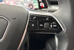 Harmaa Audi A7 2024 kuva 19.