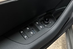 Harmaa Audi A7 2024 kuva 32.