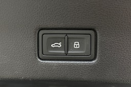 Harmaa Audi A7 2024 kuva 38.