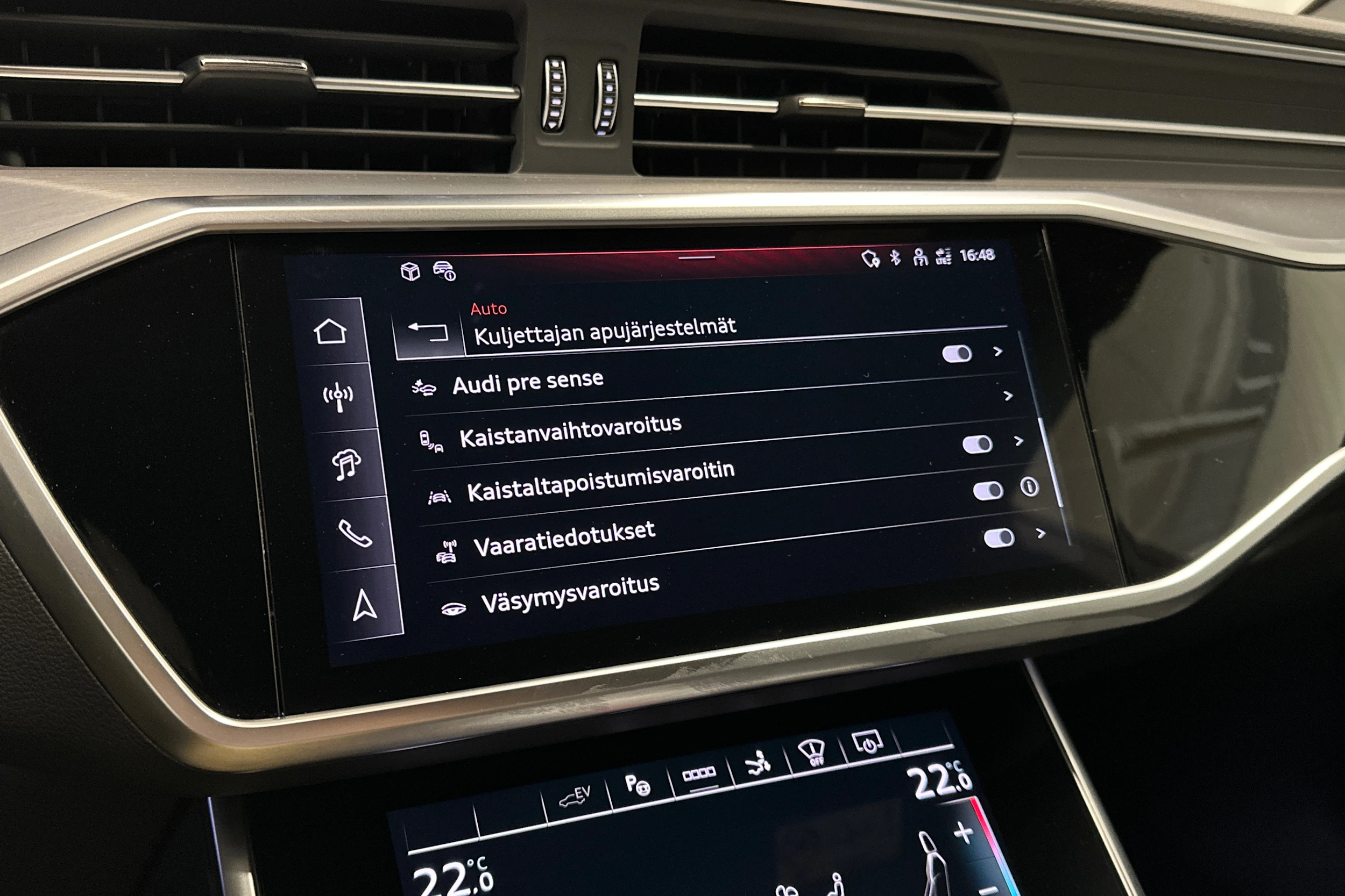 harmaa Audi A7 2025 kuva 19.