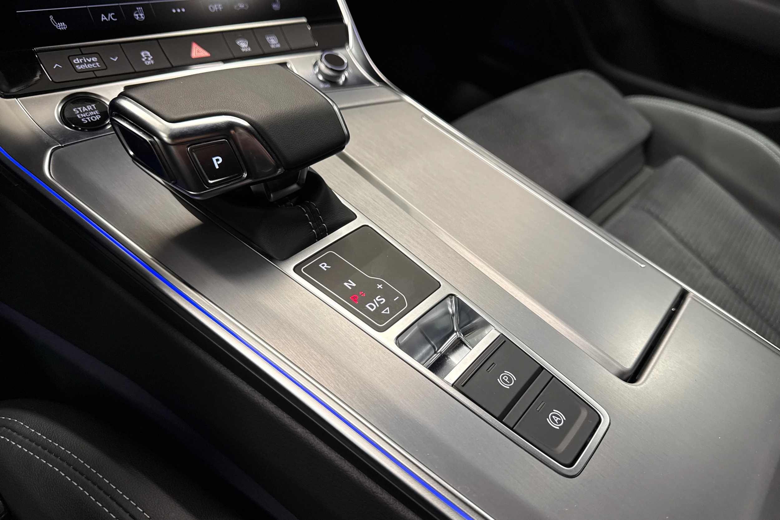 harmaa Audi A7 2025 kuva 25.