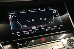 sininen Audi A7 2025 kuva 32.