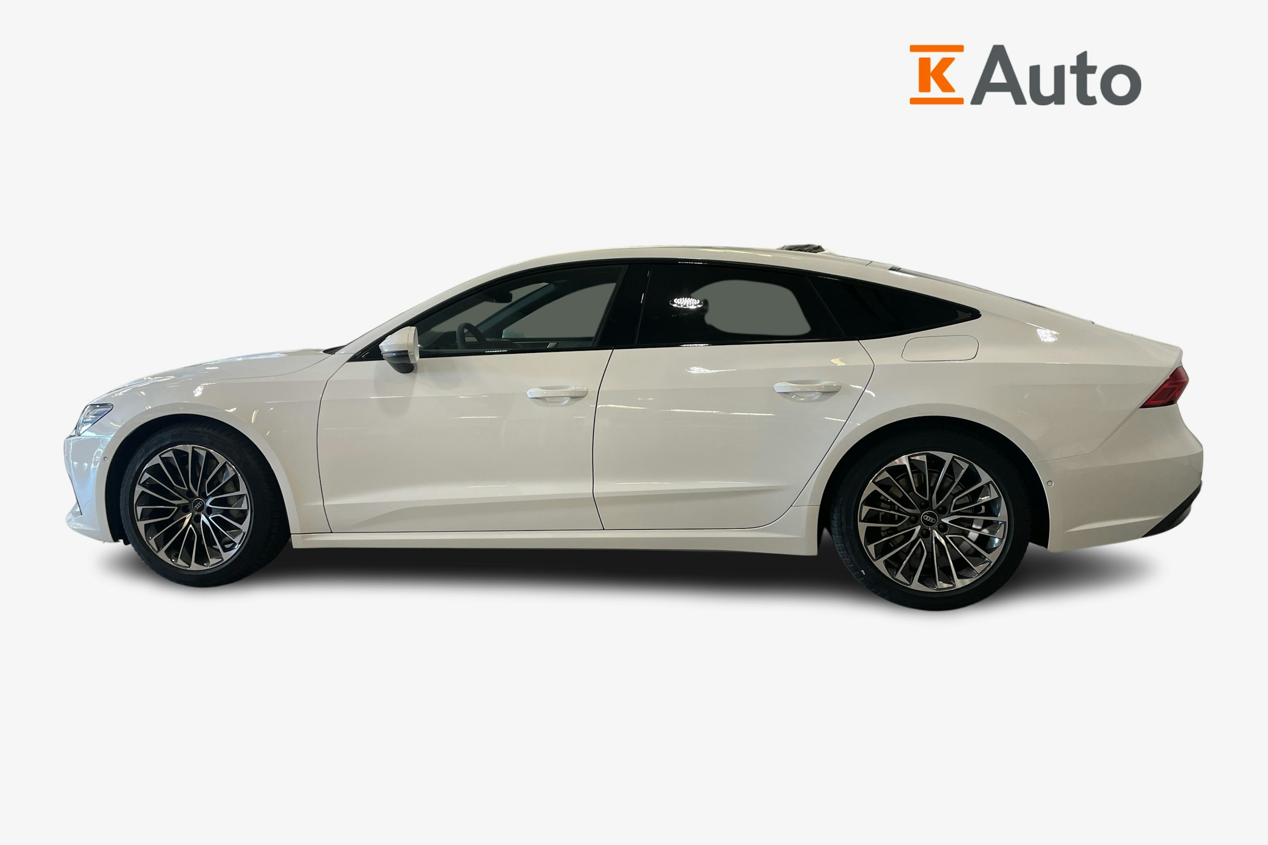 valkoinen Audi A7 2025 kuva 5.