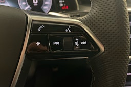 valkoinen Audi A7 2025 kuva 15.