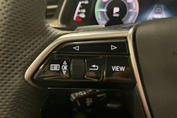 valkoinen Audi A7 2025 kuva 16.