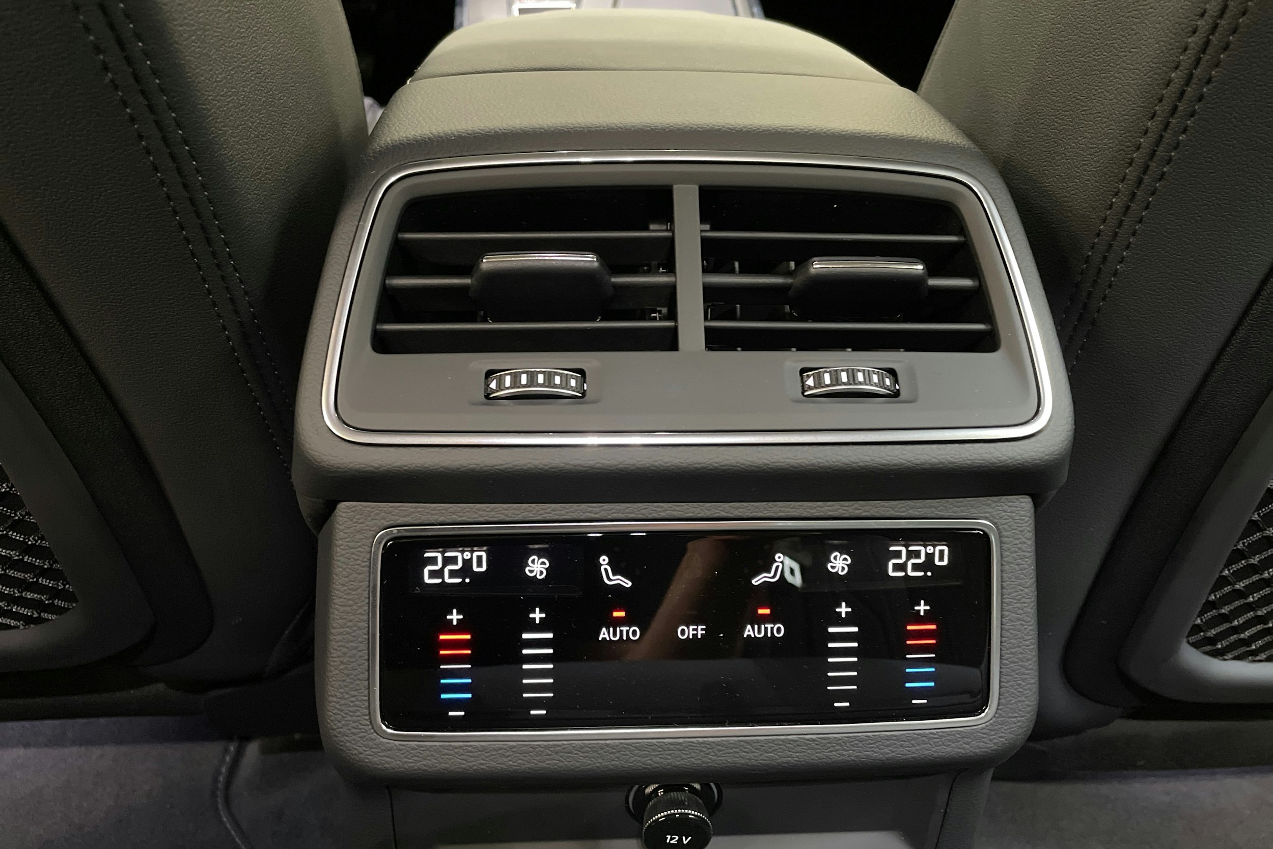 met. harmaa Audi A7 2025 kuva 11.