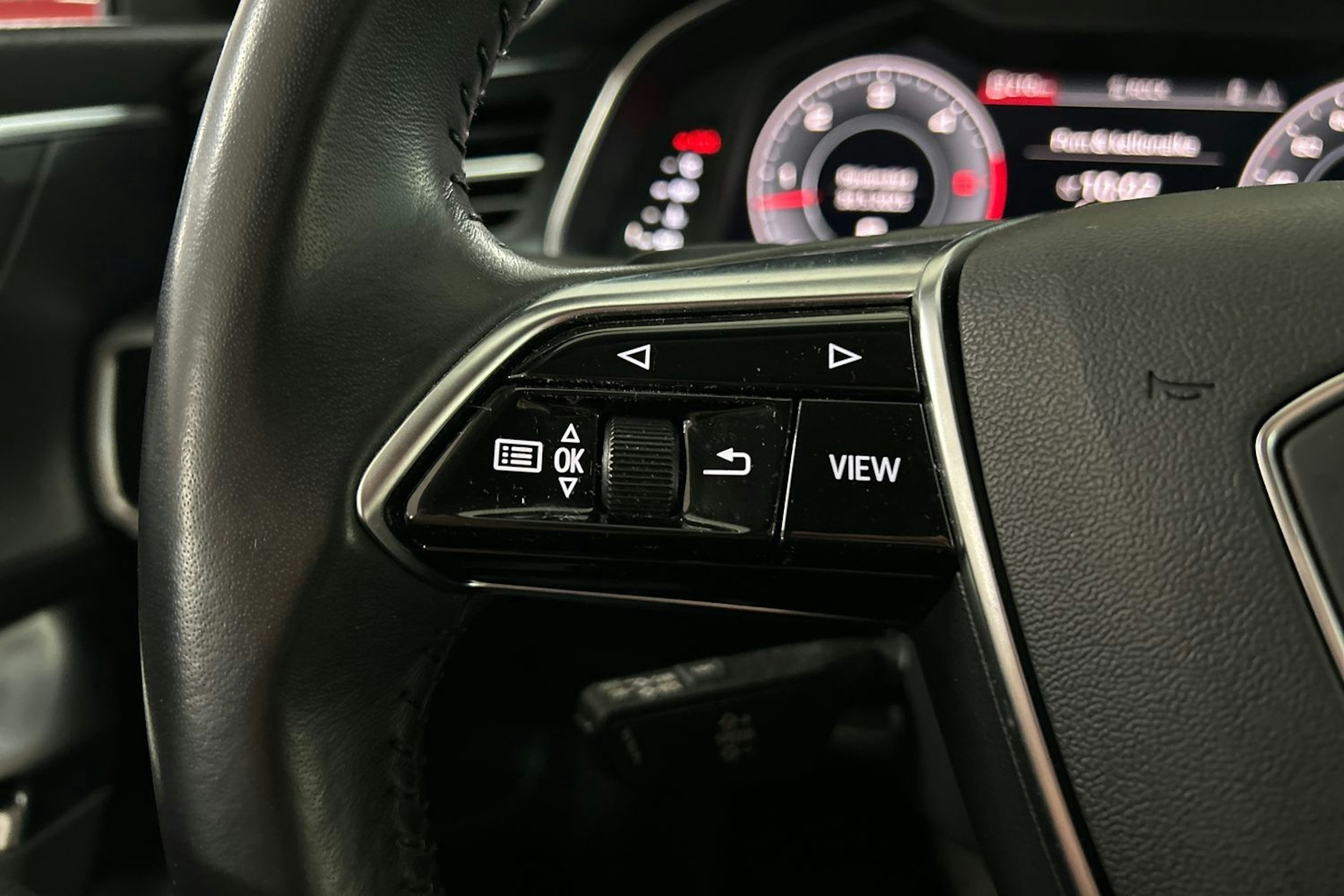 Valkoinen Audi A7 2019 kuva 16.