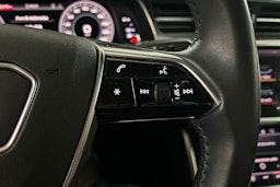 Valkoinen Audi A7 2019 kuva 17.