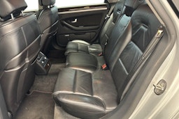 Hopea Audi A8 2007 kuva 8.