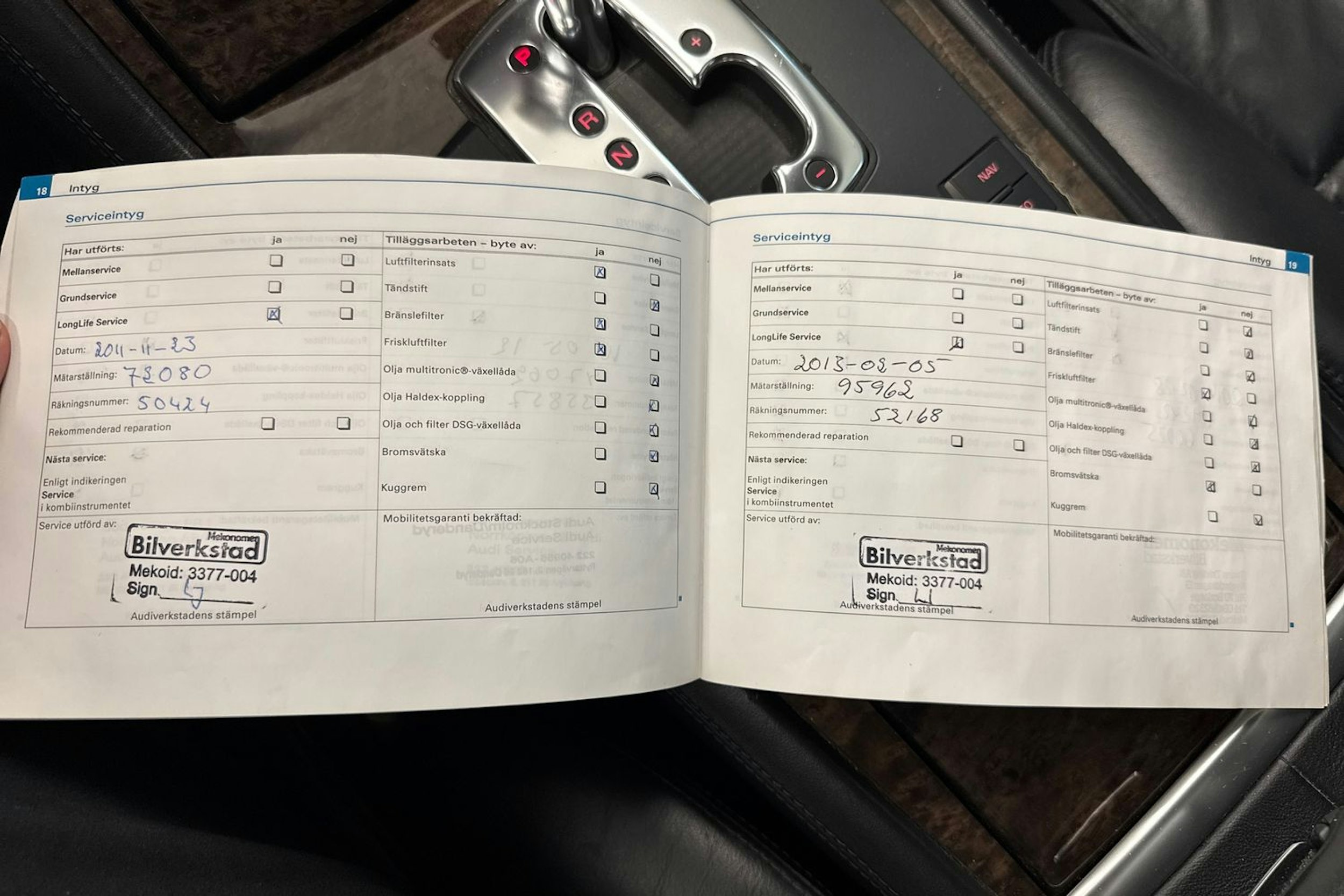 Hopea Audi A8 2007 kuva 18.