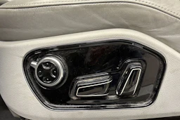Harmaa Audi A8 2010 kuva 11.