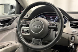 Harmaa Audi A8 2010 kuva 16.