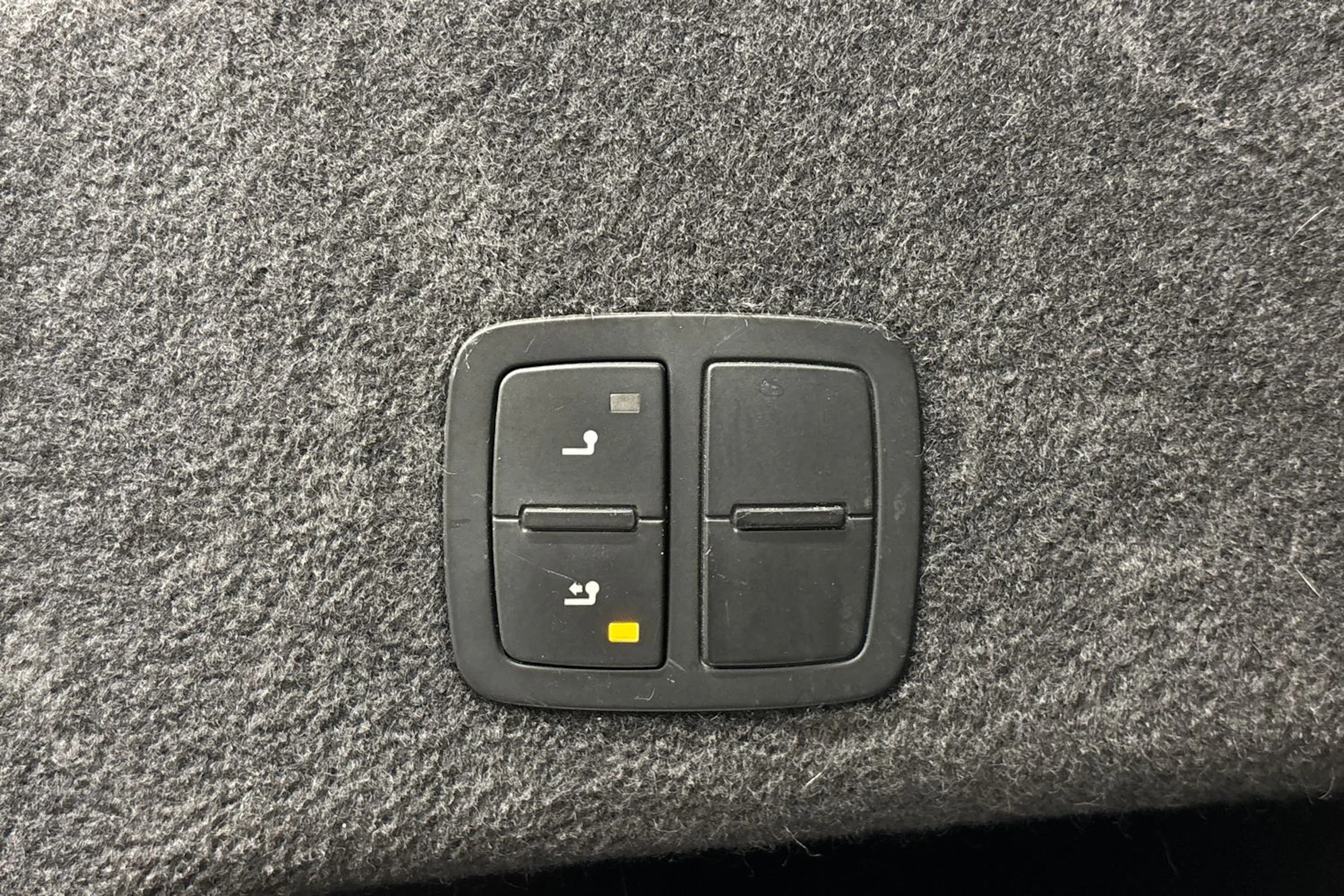 Harmaa Audi A8 2010 kuva 29.