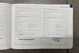 Harmaa Audi A8 2010 kuva 34.