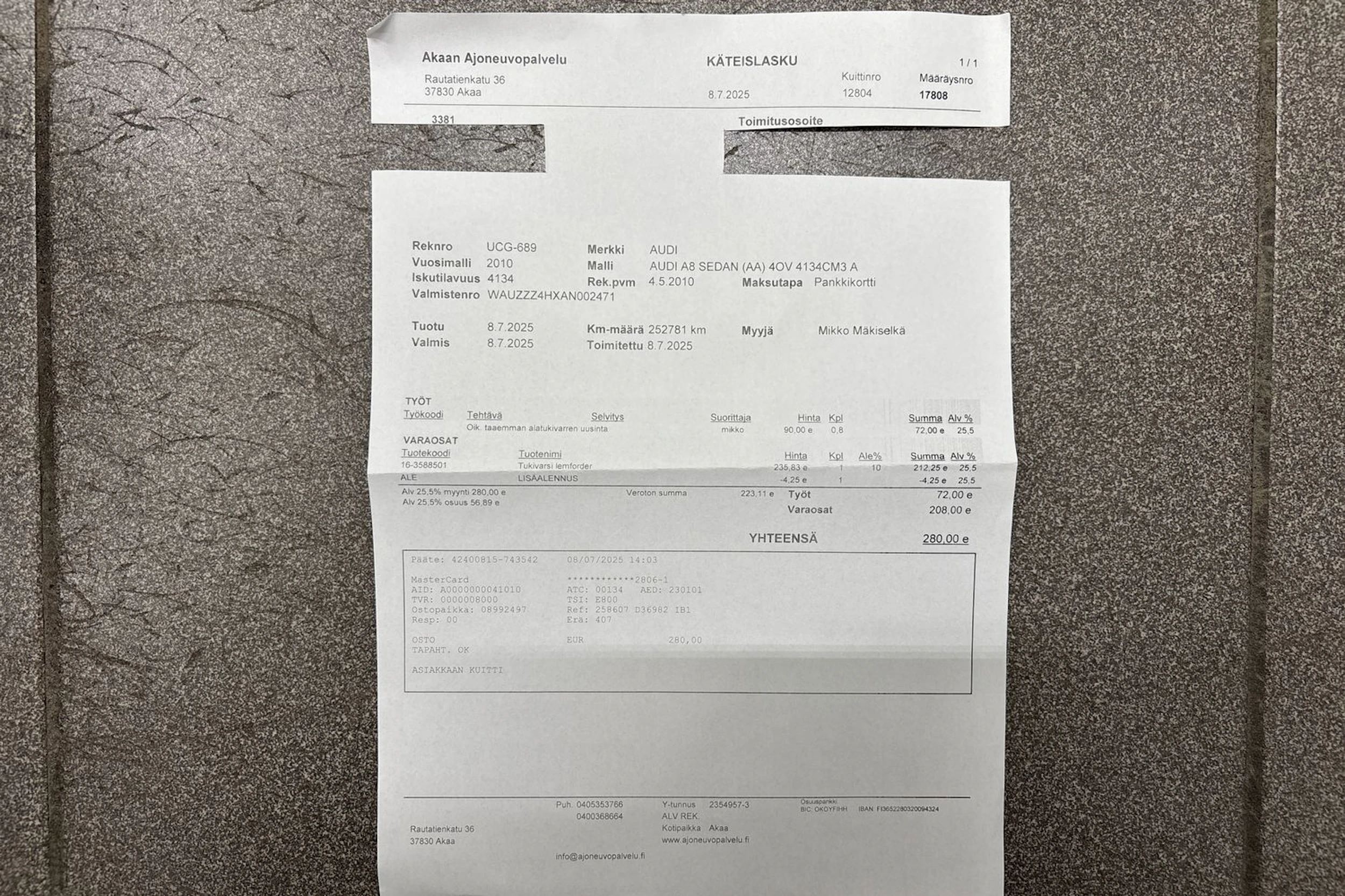 Harmaa Audi A8 2010 kuva 38.