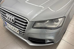 Harmaa Audi A8 2010 kuva 41.