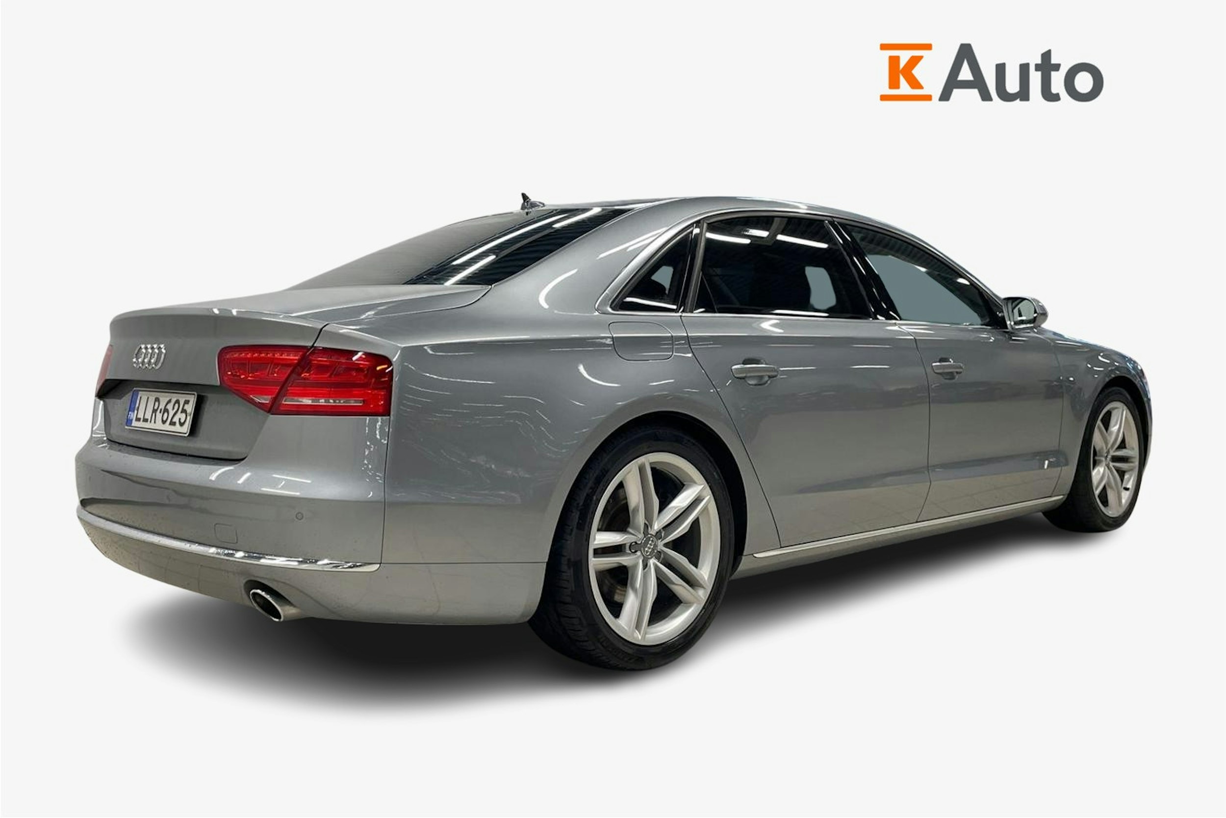Harmaa Audi A8 2011 kuva 2.