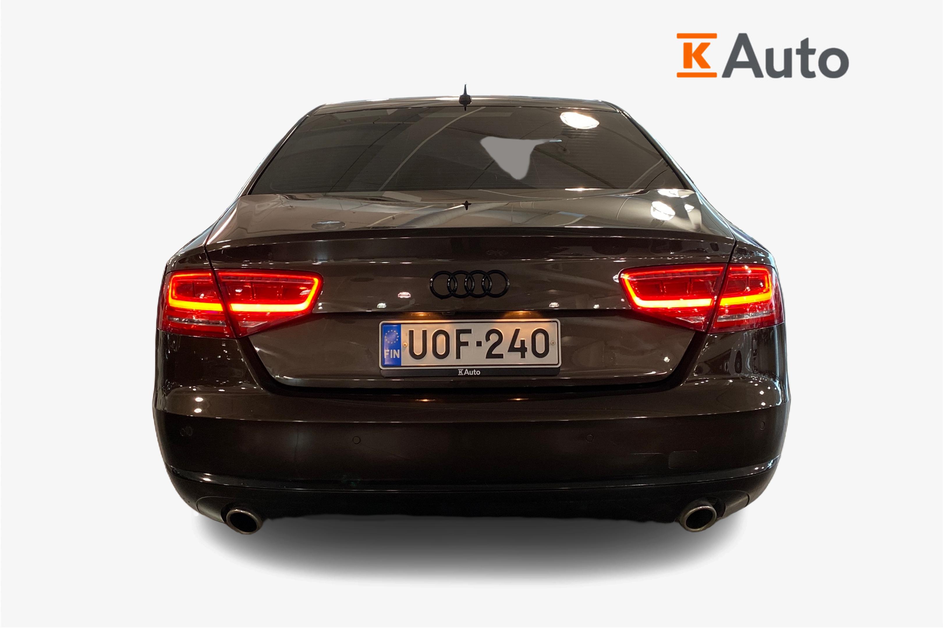 Audi A8 2011, kuva 3/32