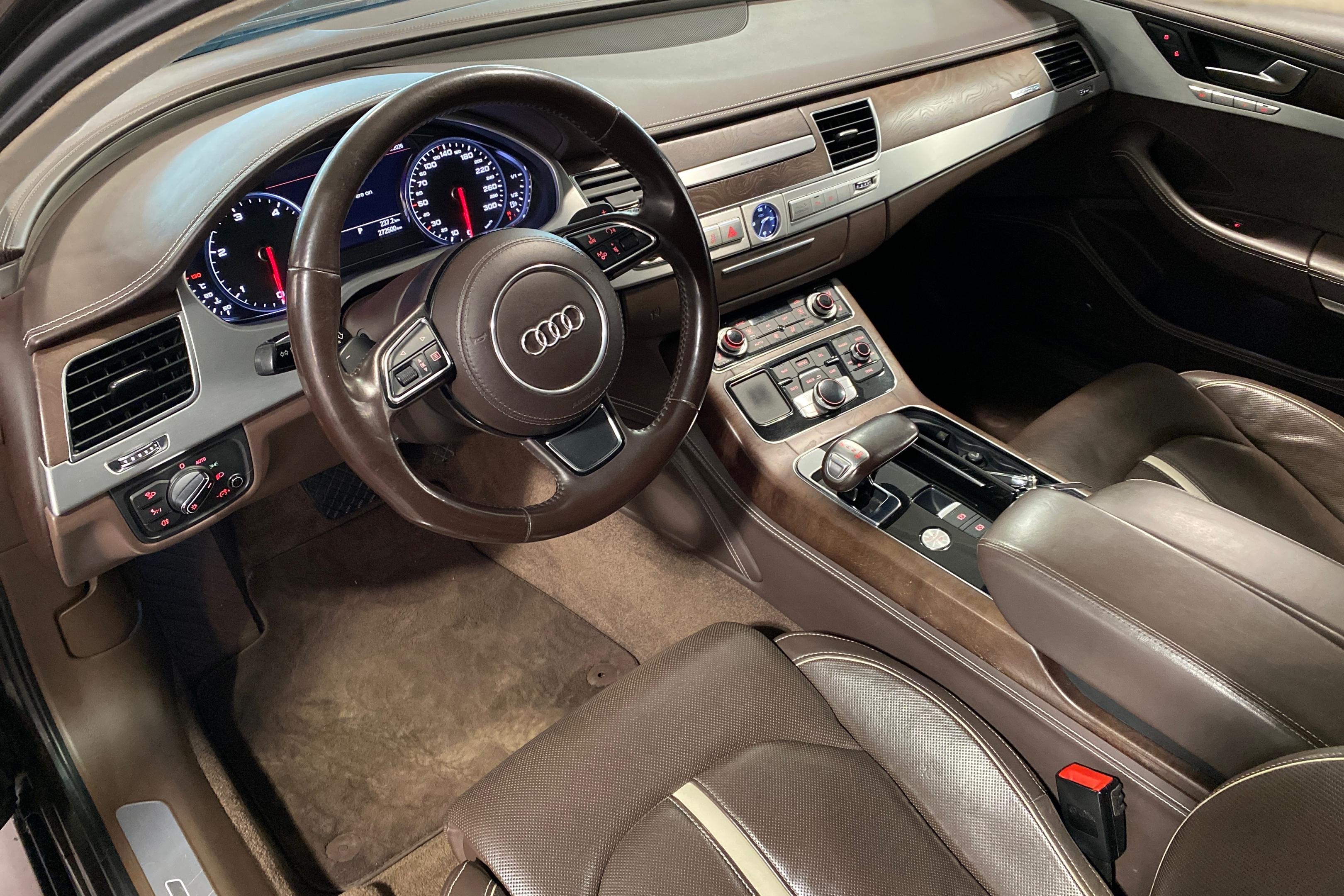 Audi A8 2011, kuva 6/32