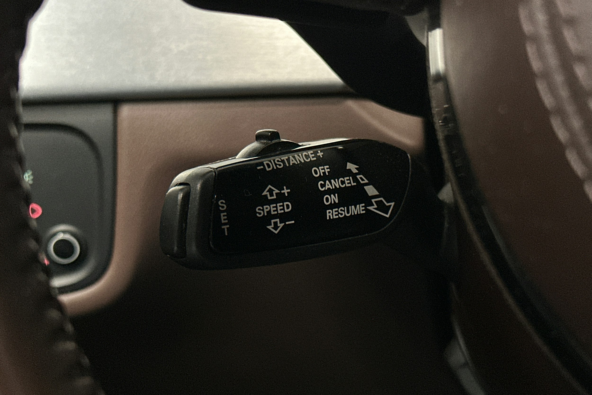 Punainen Audi A8 2011 kuva 24.
