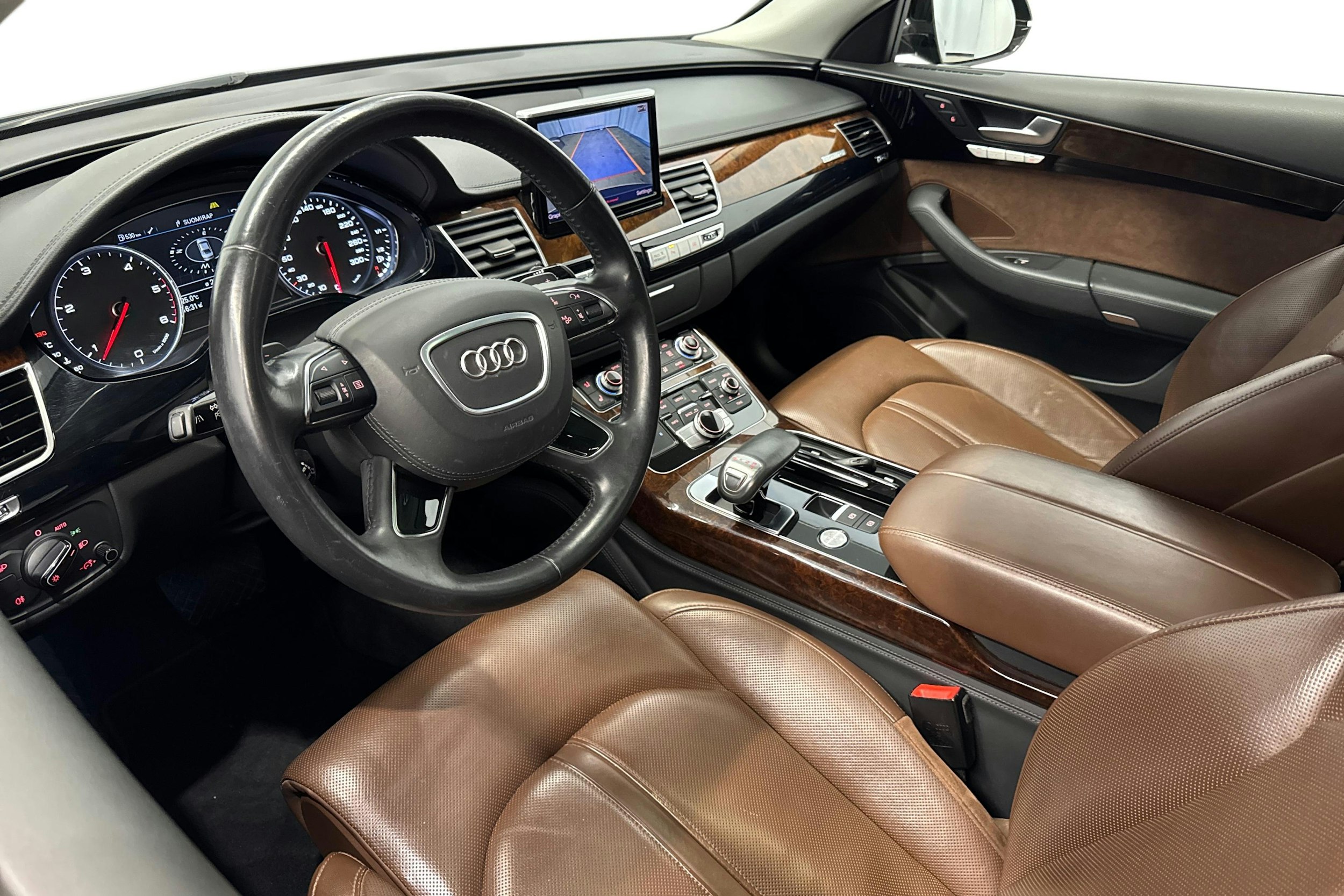 met. ruskea (tumma) Audi A8 2014 kuva 7.