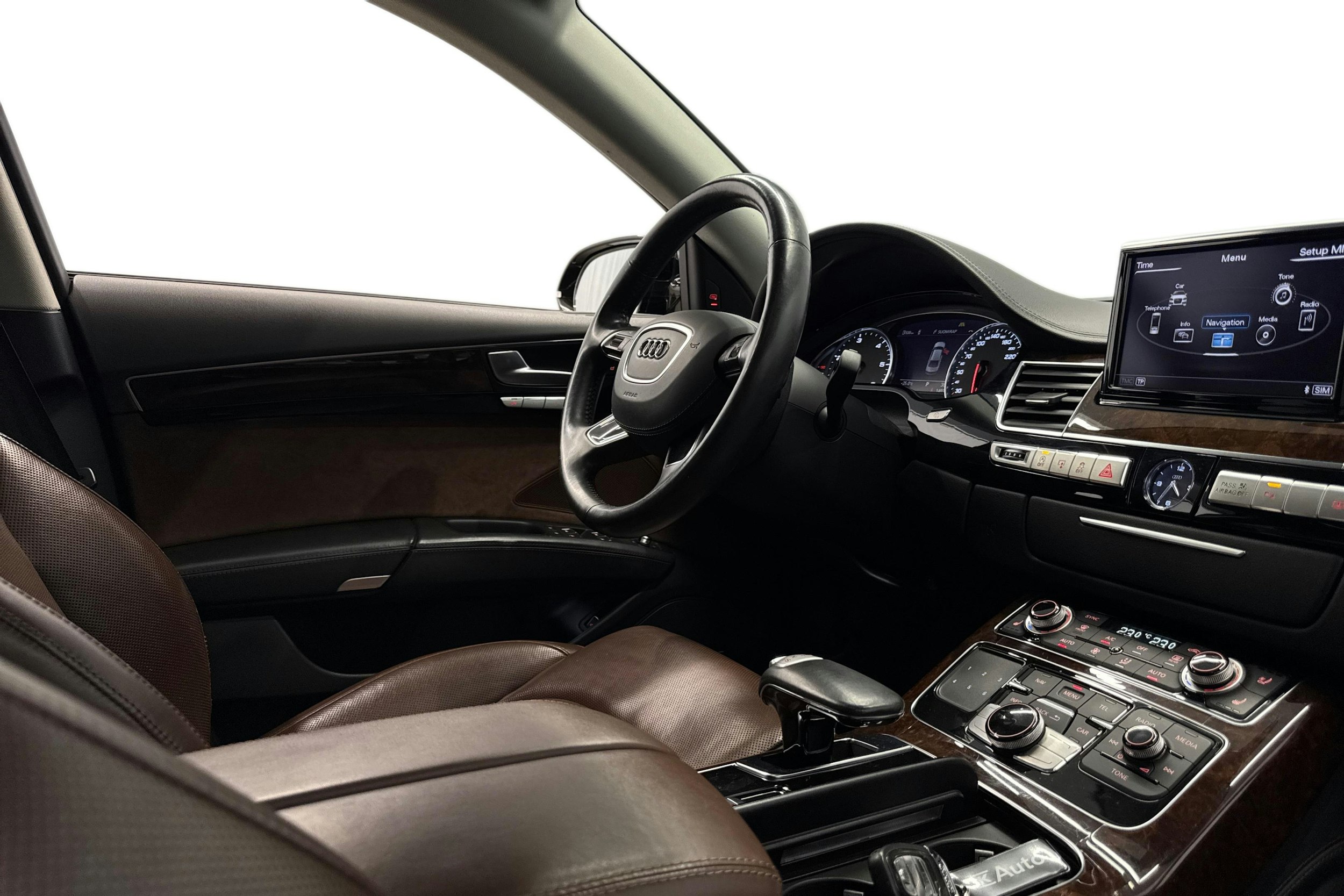 met. ruskea (tumma) Audi A8 2014 kuva 10.