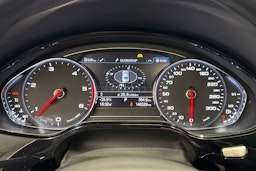 met. ruskea (tumma) Audi A8 2014 kuva 19.