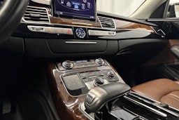 met. ruskea (tumma) Audi A8 2014 kuva 20.